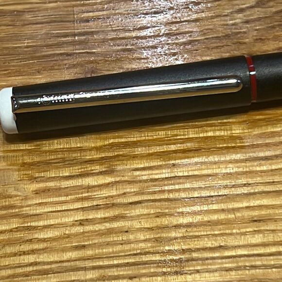 Rotring Black Calligraphy 1.5 mm Nib Fountain Art Pen - Picture 3 of 6